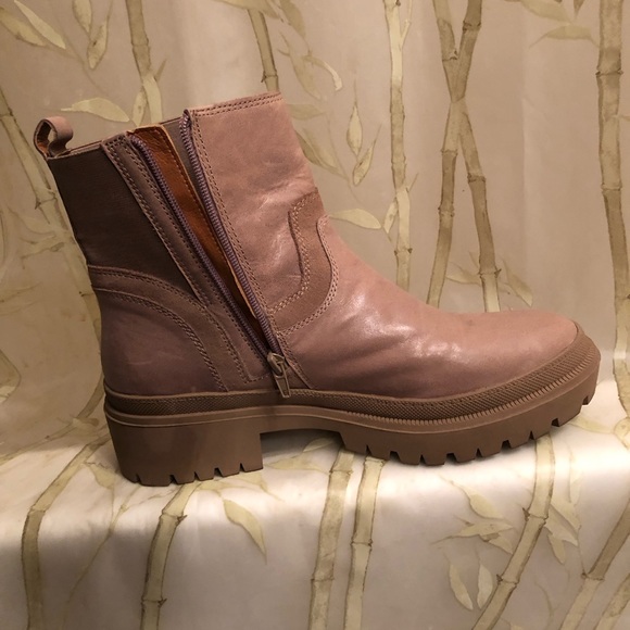 Lucky Brand Ankle Boots (Khaki Tan) - Picture 2 of 7